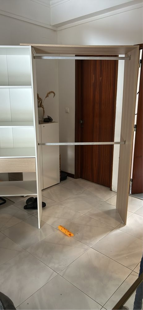 Roupeiro estilo closet