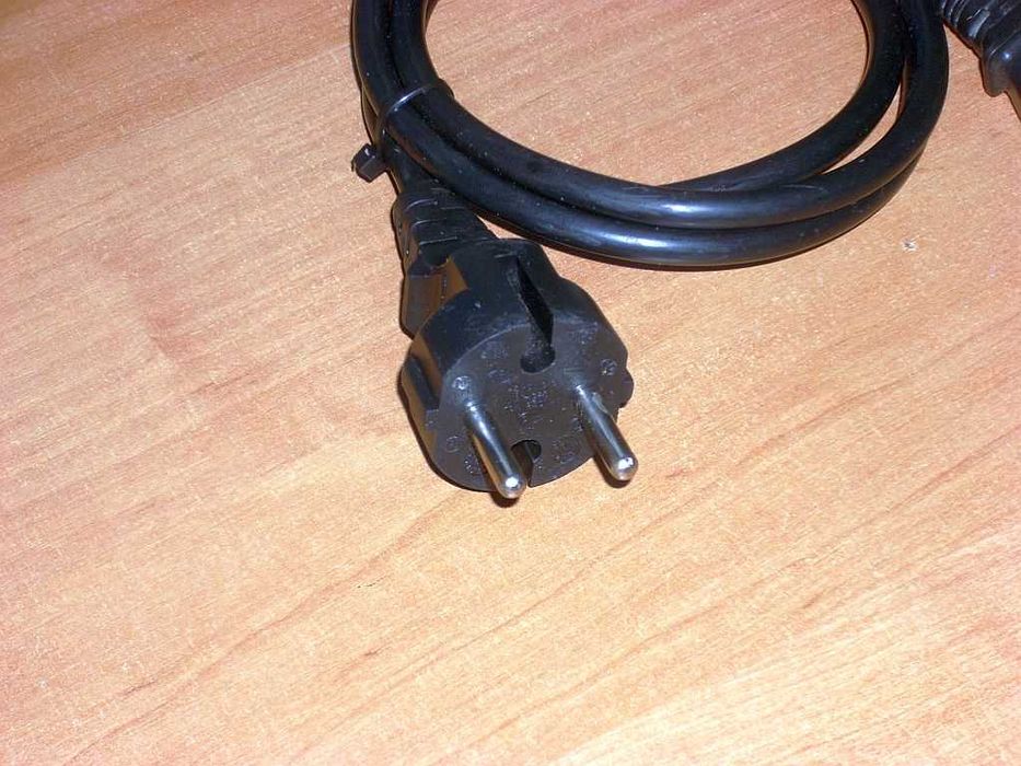 Oryginalny kabel zasilający do konsoli XBox 360 S