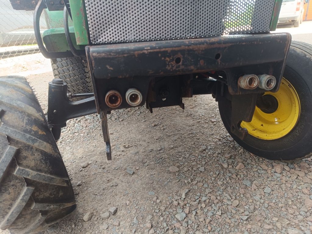Traktorek John Deere