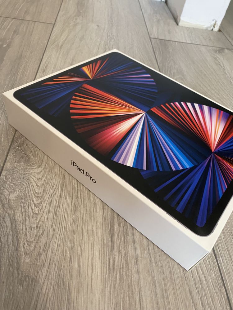 Pudełko IPad 12,9 cala Apple 256GB