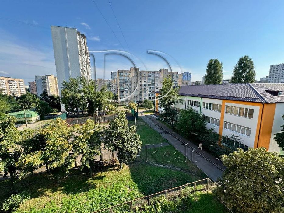 Продаж 3-к квартири Вербицького 28в Харківська Вирлиця Позняки