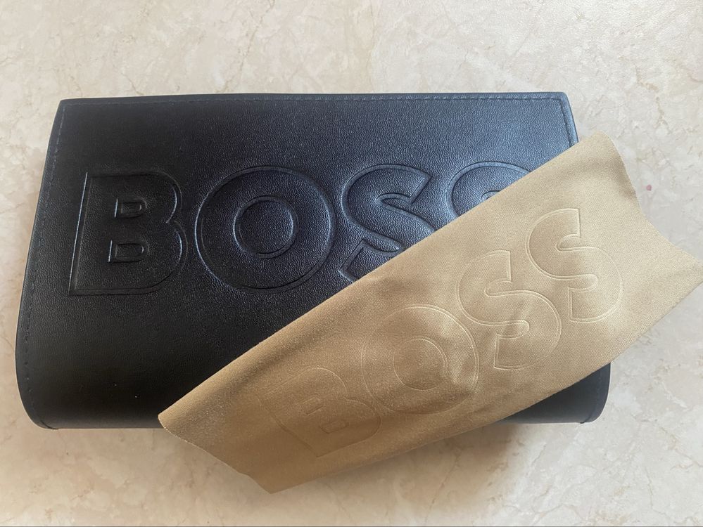 Etui na okulary BOSS