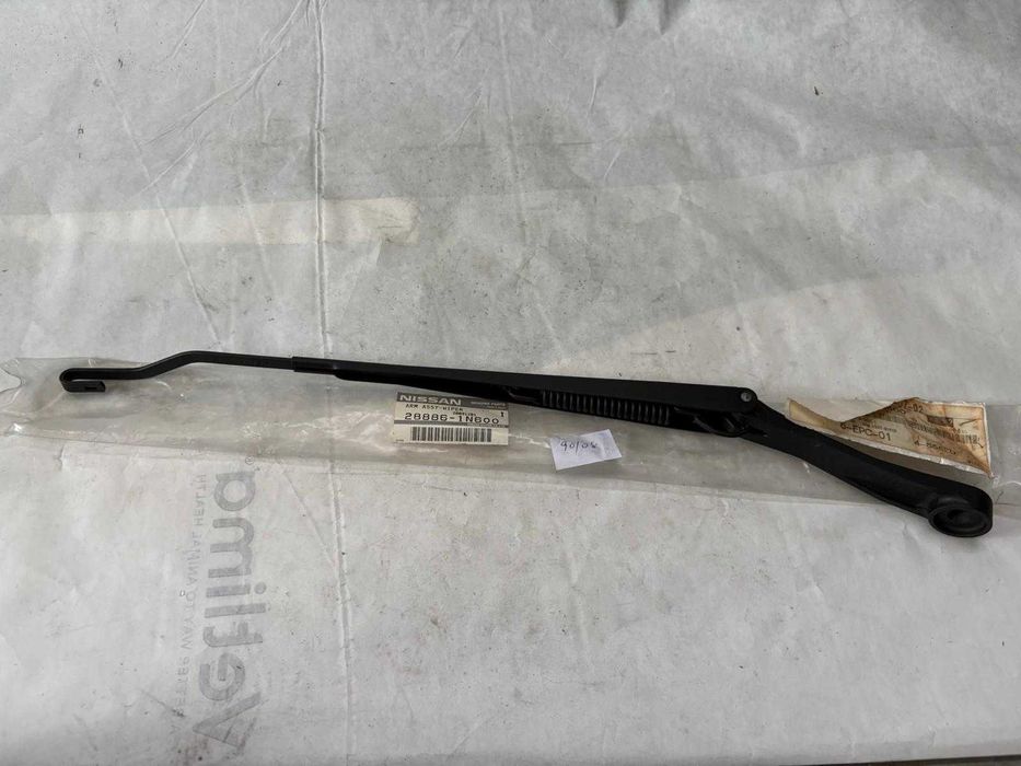 Braço de Escova Limpa Para-brisas Nissan Almera N15