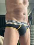Slip homem usado como novo