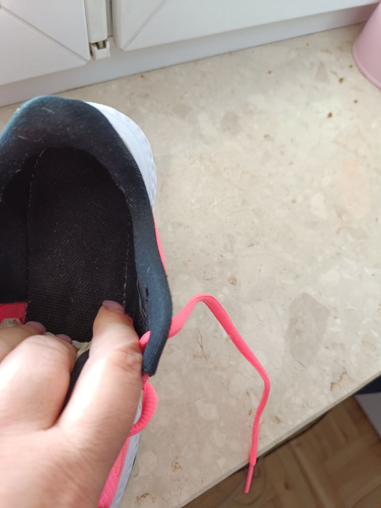 Nike 38, 5 używany stan bardzo dobry