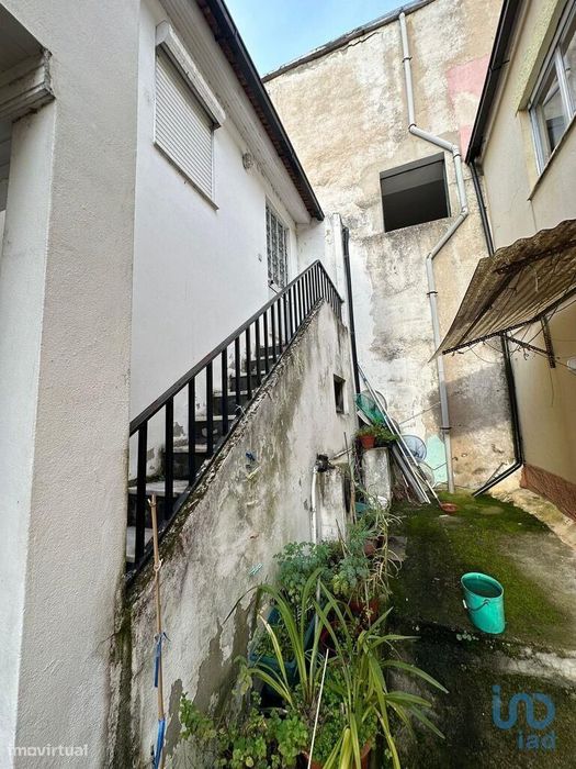 Casa T2 em Peso da Régua e Godim de 142,00 m2