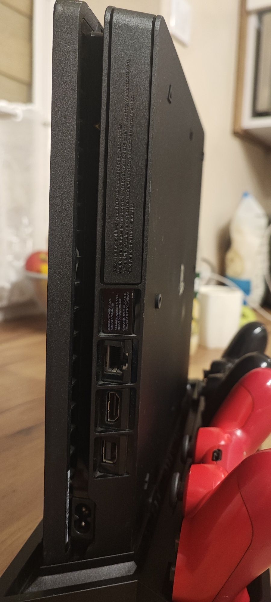 Konsola Ps4 Slim 1TB zestaw