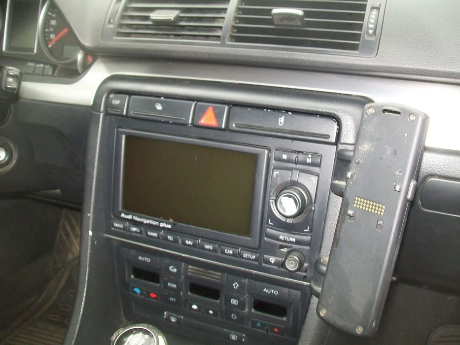 RADIO NAVIGACJA AUDI A4 B7