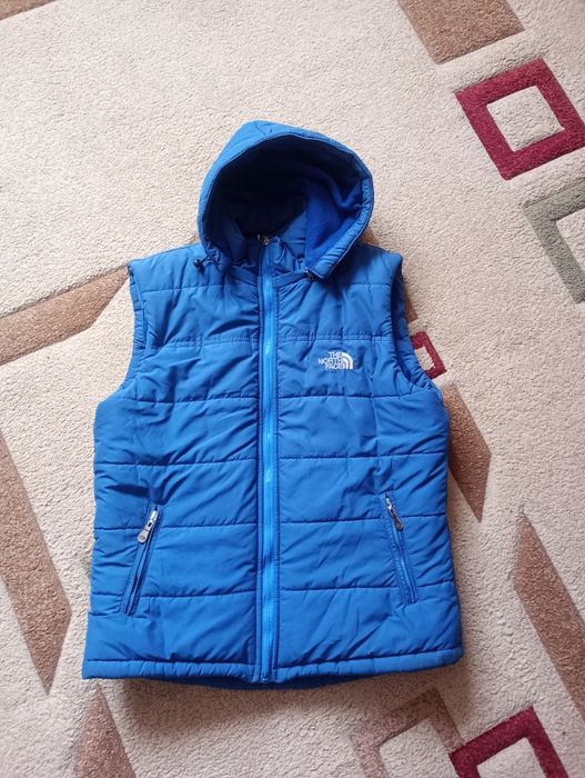 Чоловічій пуховий жилет з капюшоном The north face