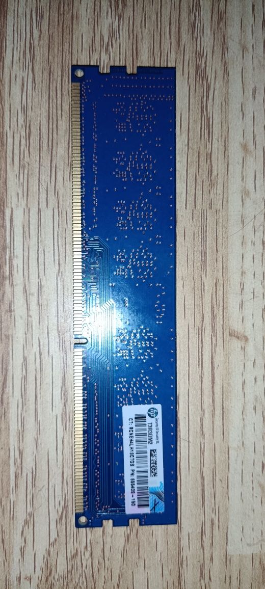 DDR PC3-12800U-2Gb