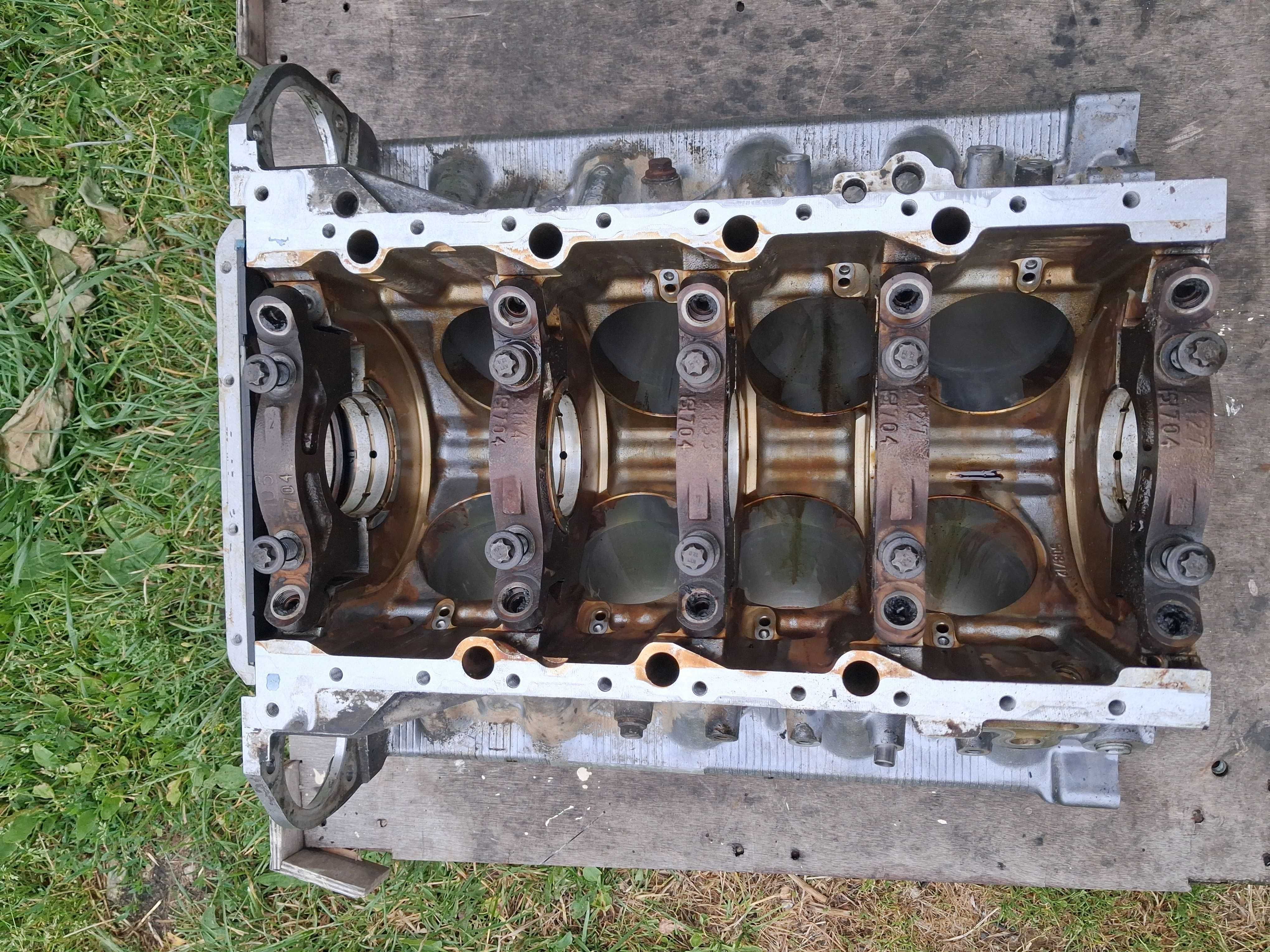 Blok Silnika N62 V8 BMW E53 E60 E63 E65 Uszkodzony