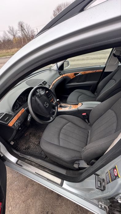 Mercedes-Benz e280 s211