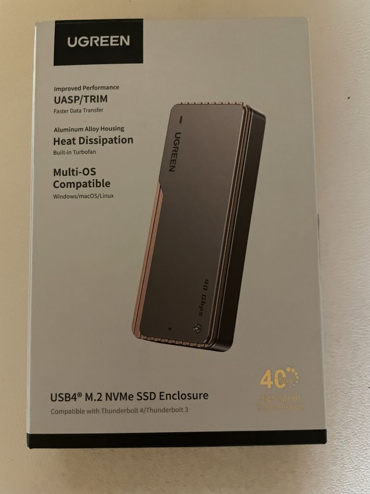 SSD ugreen Карман M2 NVME  40 gbps usb 4.0