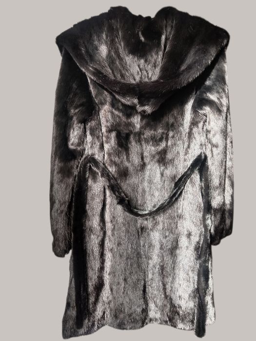 Дл 100см. Норковая шуба с капюшоном. Натуральная шуба