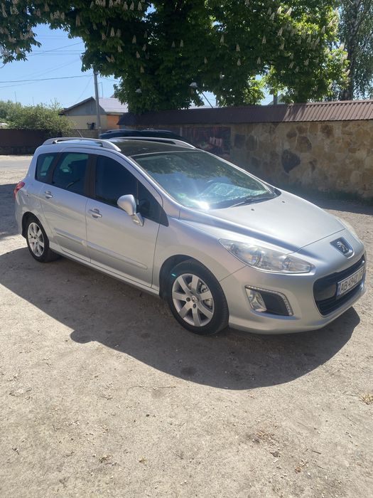 Продам пежо 308 sw 2012