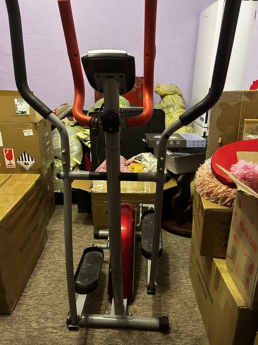 Еліпс, еліптичний тренажер, орбітрек