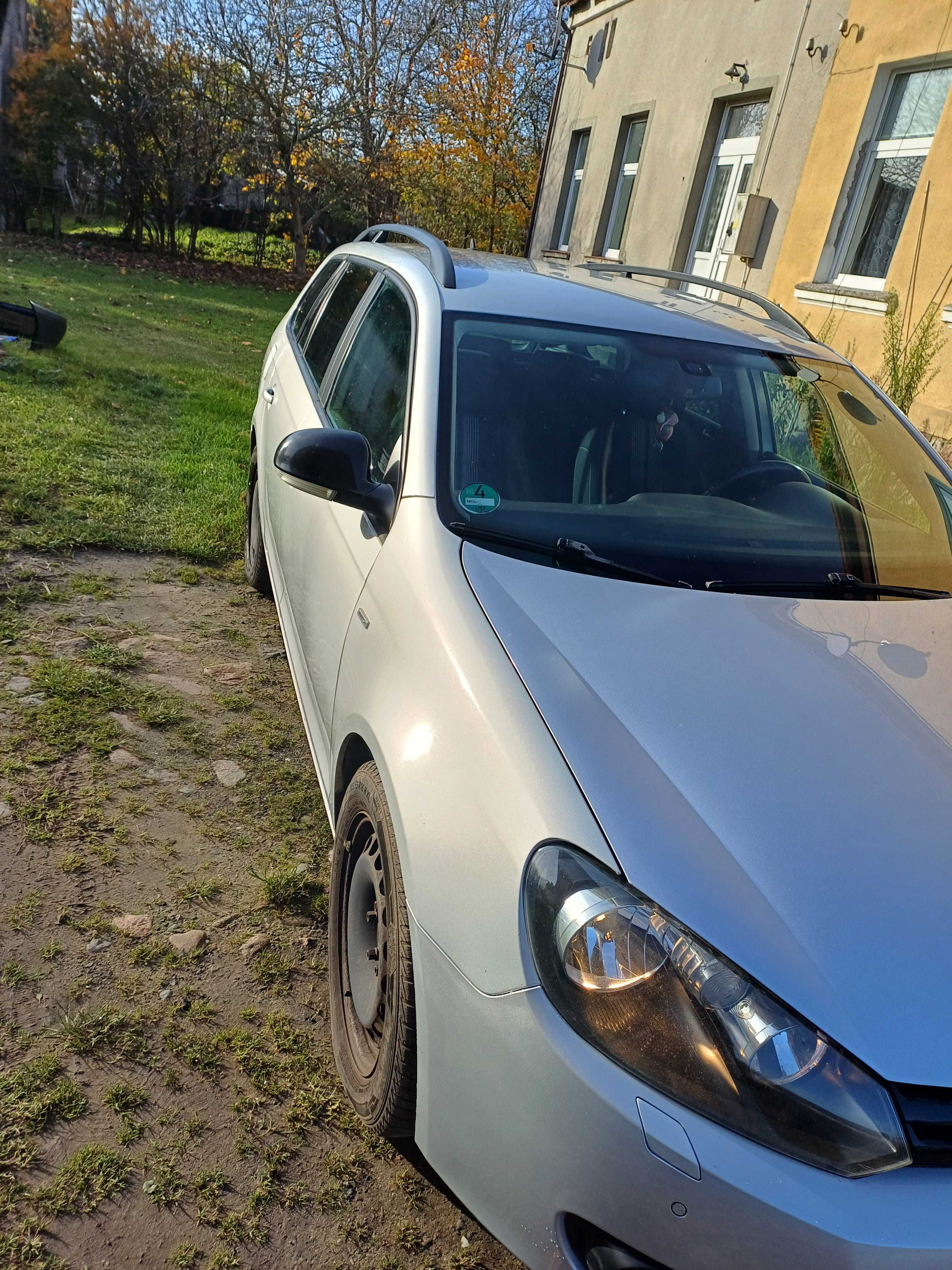 Volkswagen Golf 1.6 TDI DPF BlueMotion Technology MATCH
