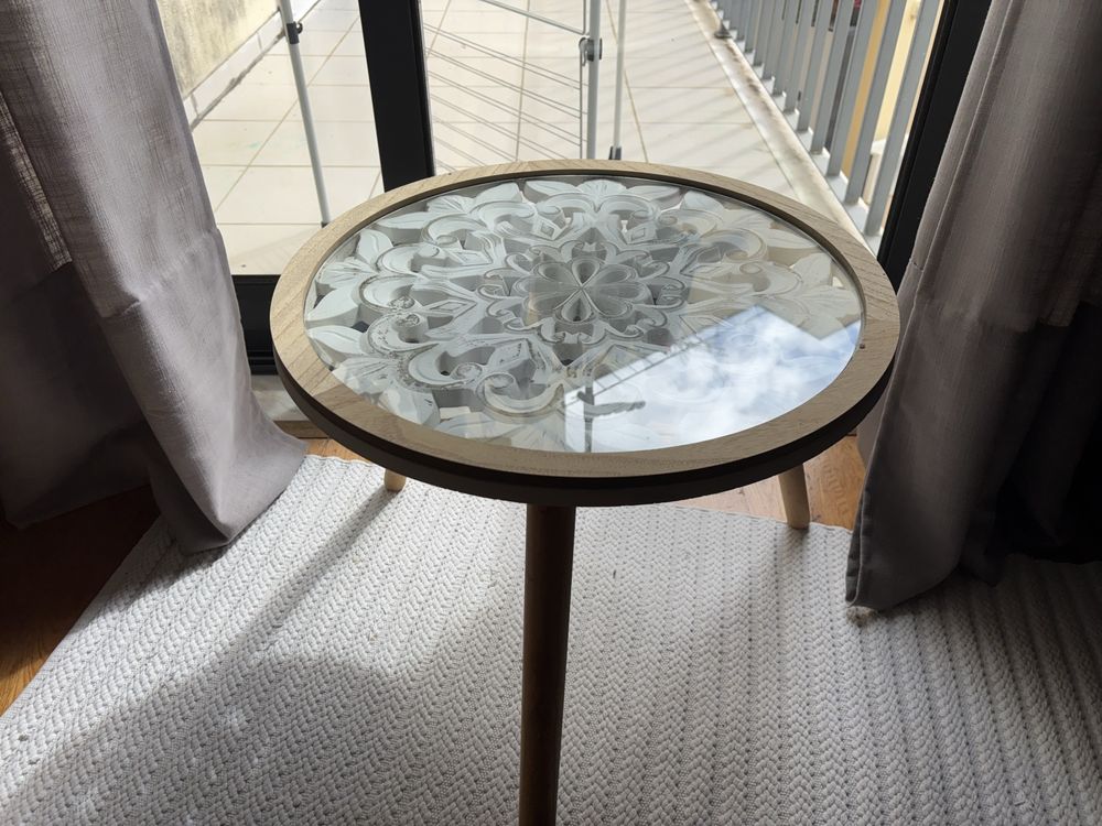 Mesa de apoio madeira e vidro