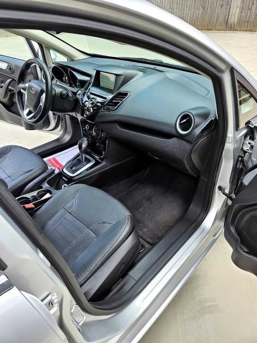 Ford Fiesta      2016