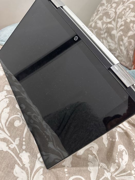 HP Pavilion - notebook/tablet