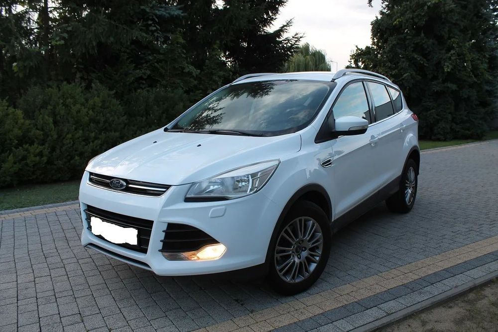 Ford Kuga 2,0TDCi 140KM Hak Kamera Cofania Klimatronik Navigacja Alu17 Zadbany
