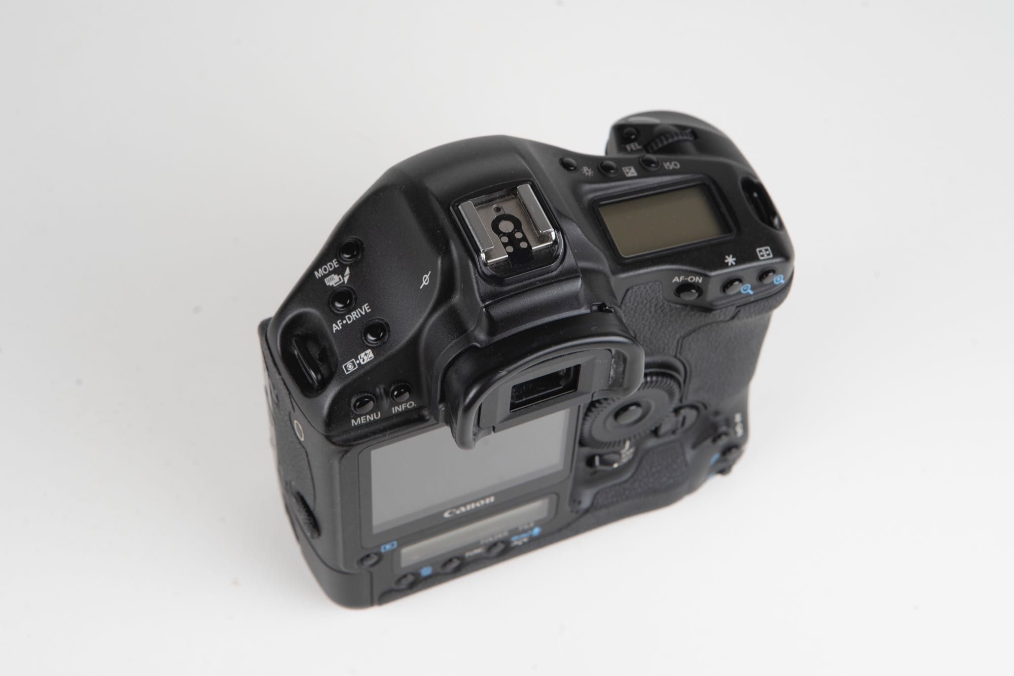 Canon Eos 1 Ds Mark 3 w bardzo dobrym stanie.
