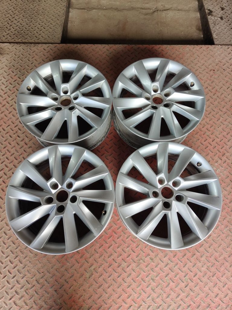 Skoda 5x112 Felgi Aluminiowe 17cali