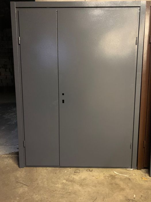 Гарант двері сталеві