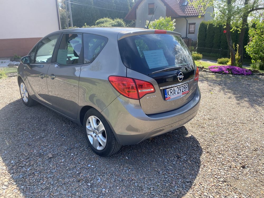 Opel Meriva 1.4 ( benzyna 120 kn ) 2011 rok