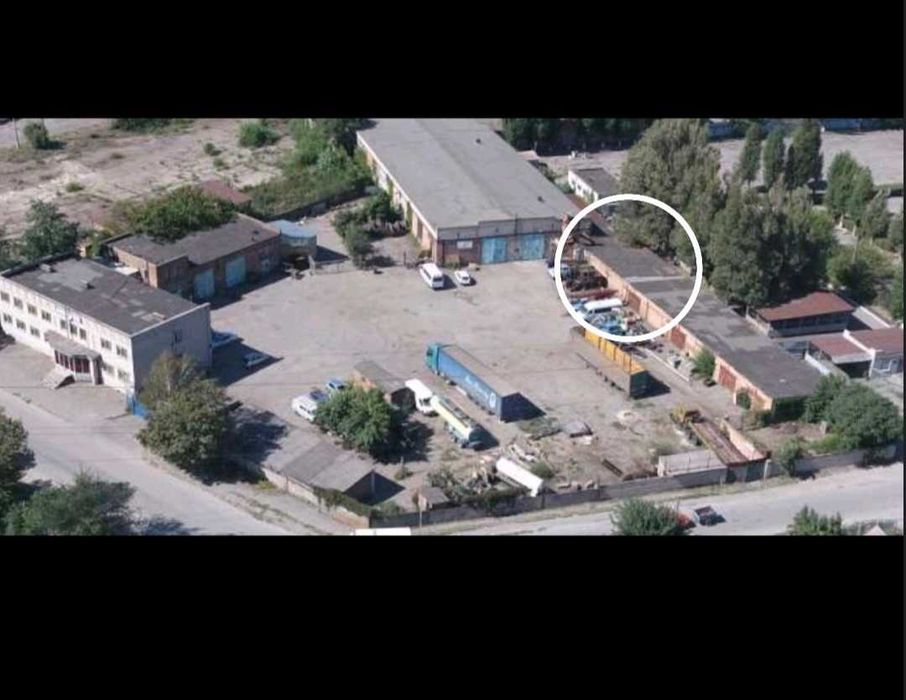 Здам гараж, приміщення під склад та офіс. Стоянка машин.