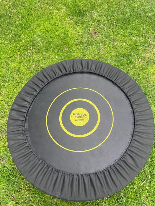 Mini trampolim novo