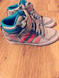 Sneakersy firmy Adidas - 36,2/3