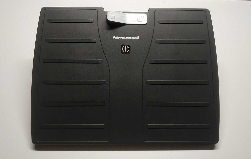 Podnóżek pod nogi do biura regulowany podkładka pod nogi biurko