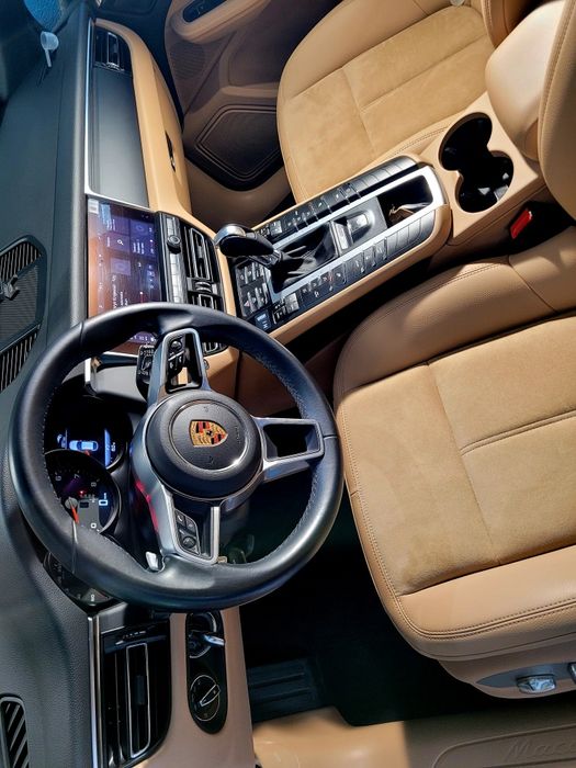 Korekta lakieru, pranie tapicerek, regeneracja lamp