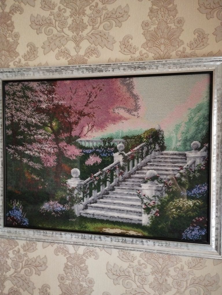 Картина вишита бiсером "лестница"