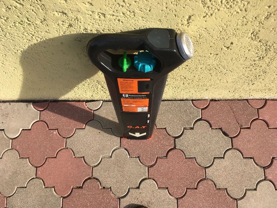 Radiodetektor wykrywacz kabli instalacji CAT Radiodetection