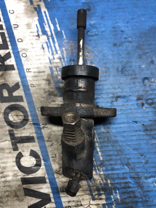 Рабочий цылиндр сцепления Bmw e39