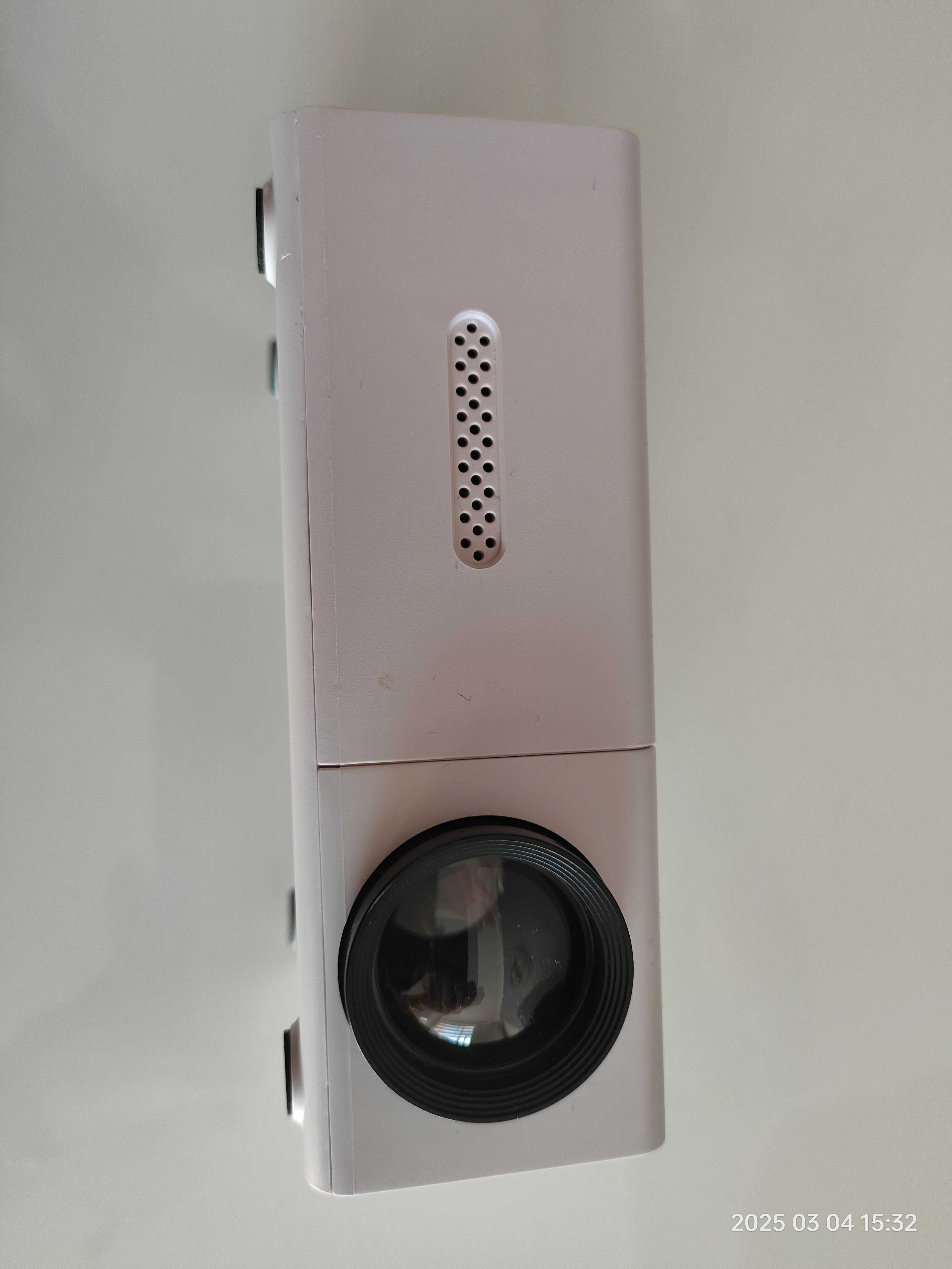 Nowy mini projektor LED