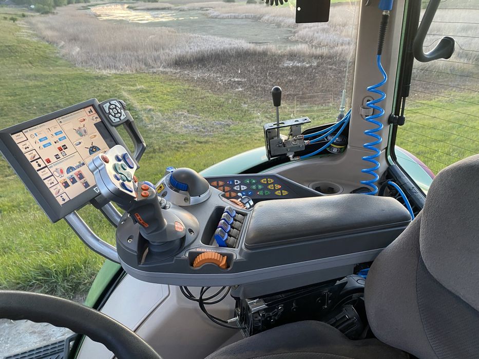 Traktor FENDT 720 VARIO TMS . Profi Plus . SCR Pneumatyka .Sprowadzony