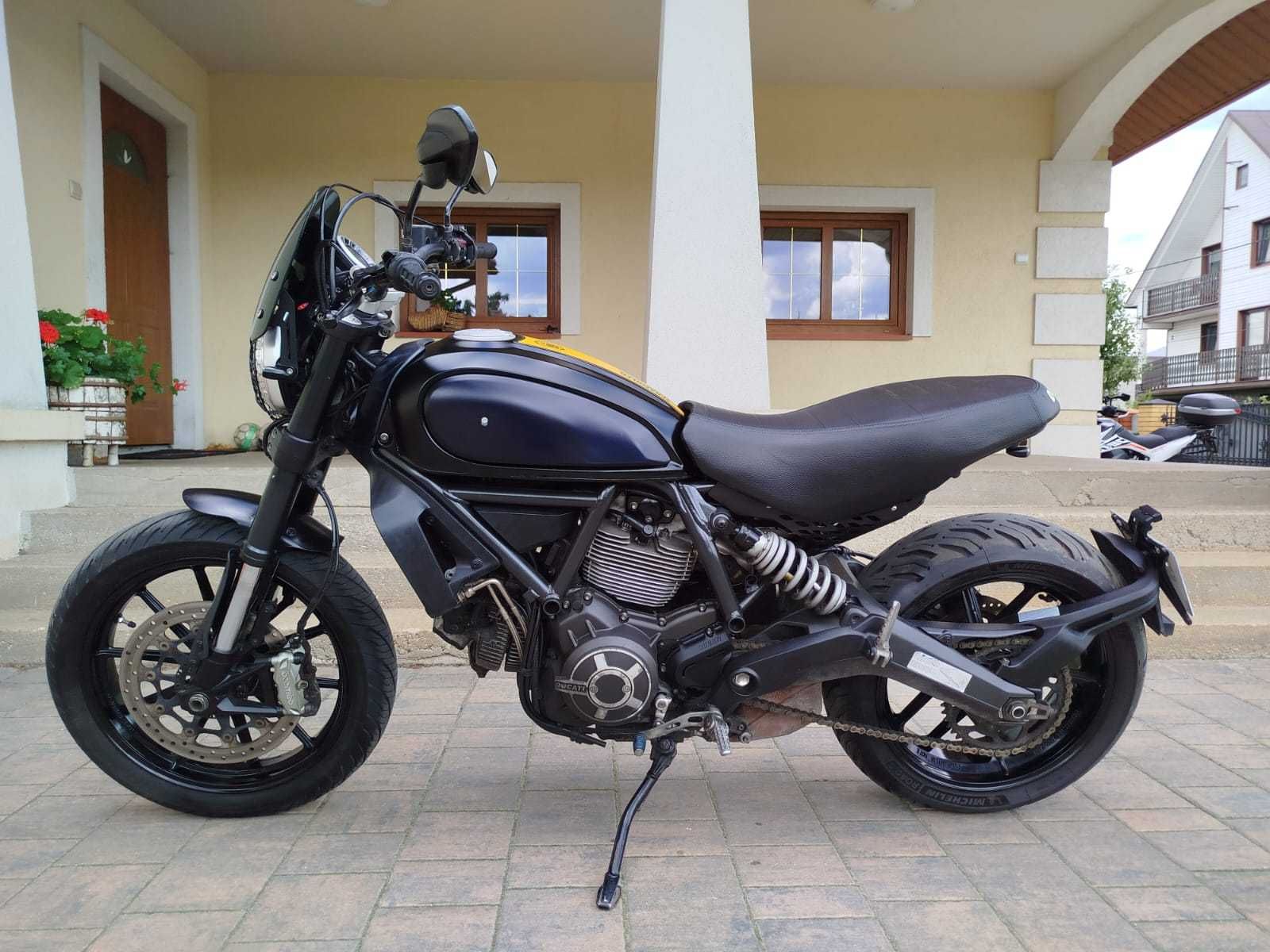 Ducati Skrambler 800x, rok 2015