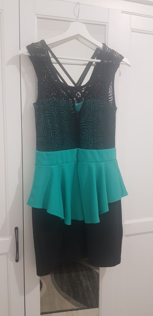 Vestido Preto e Verde mar