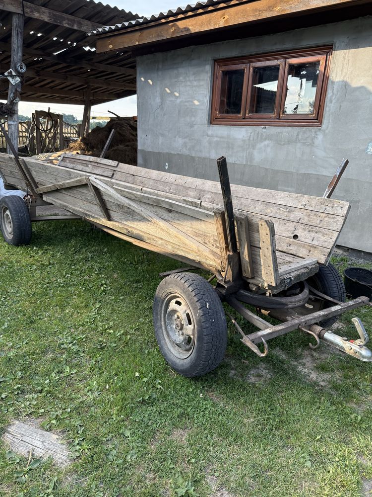 Продаються три воза