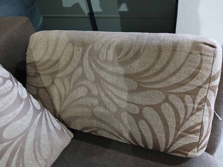 Sprzedam kanapę i fotel