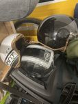 Conjunto de 3 capacetes