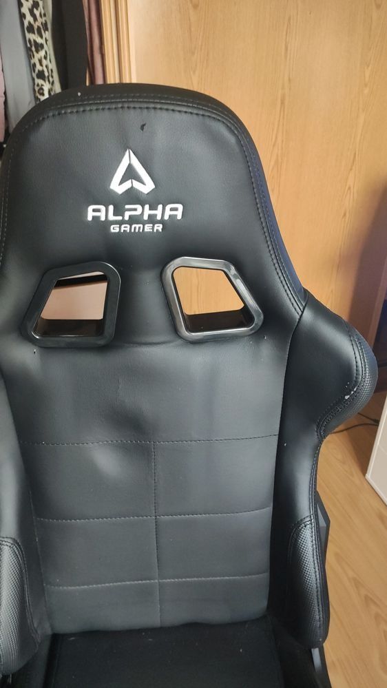 Cadeira Gaming Alpha Gamer Vega Black