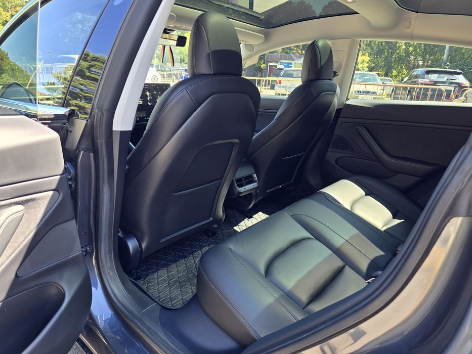 Tesla Model 3 Long Range AWD 2020 рік 450км запас ходу