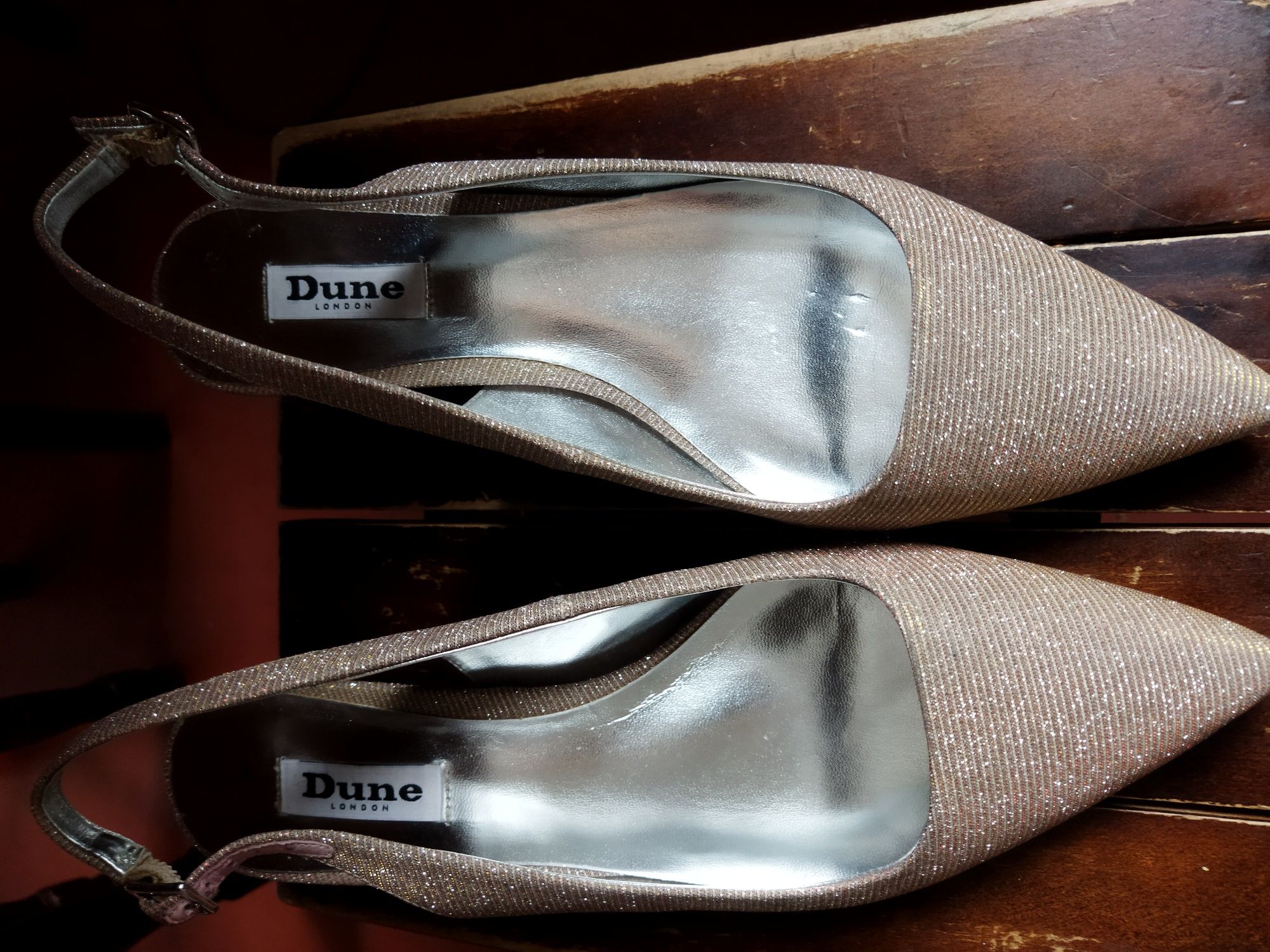 Продам туфельки Dune, 40p.