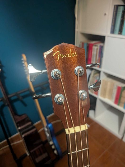 Baixo Eletroacústico Fender CB-60SCE  como novo