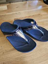 Japonki crocs w 6