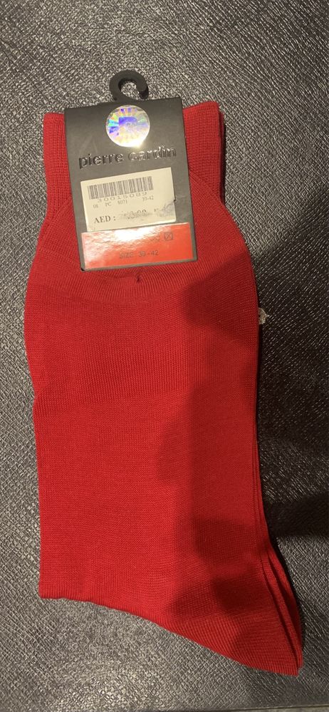 Pierre Cardin  красные носки подарок сюрприз
